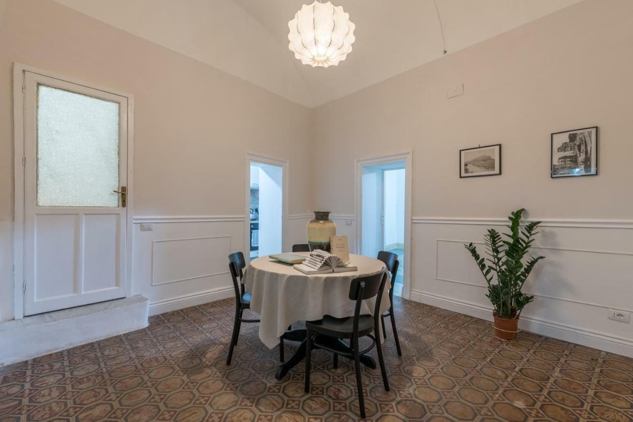 Qasr Home Beautiful Apartment In Palermo Bagian luar foto